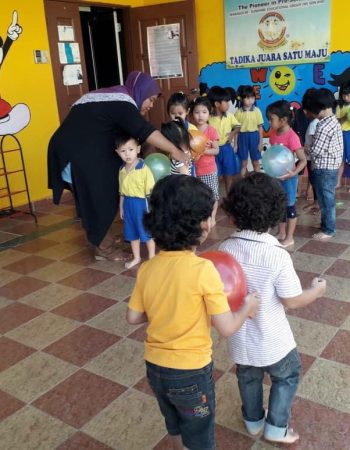 Sunshine kids / Pre-school education