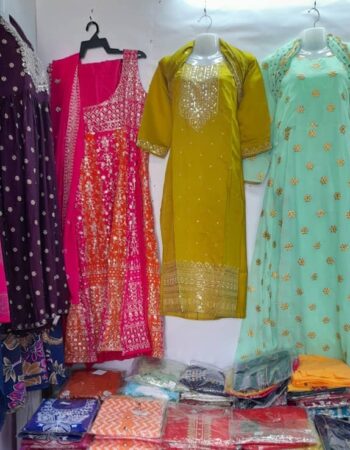 Manoeish Fashion